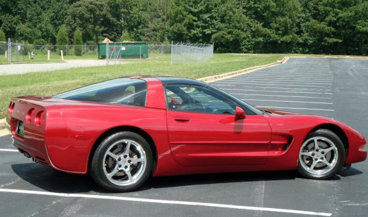 Click to Enlarge-Esc to Close Corvette Generations/C5/C5 2001 Red B84.png